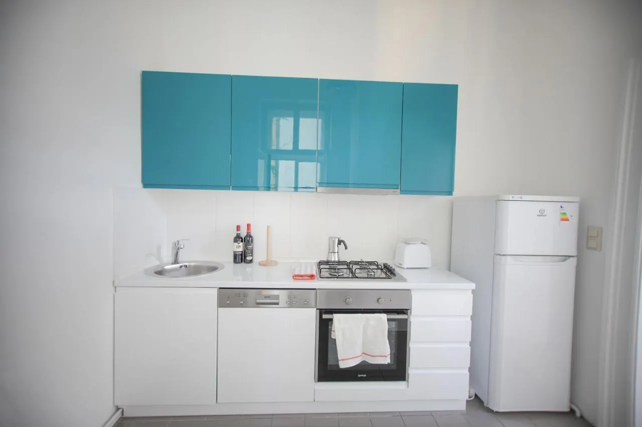 Ruhige & Grosse Altbauwohnung 7Min Zum Zentrum Wien